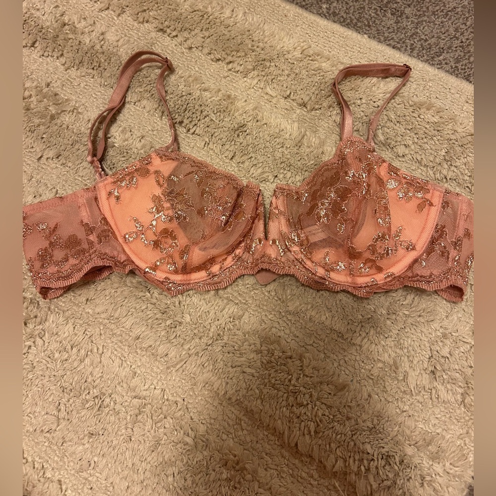 Victoria’s Secret bra